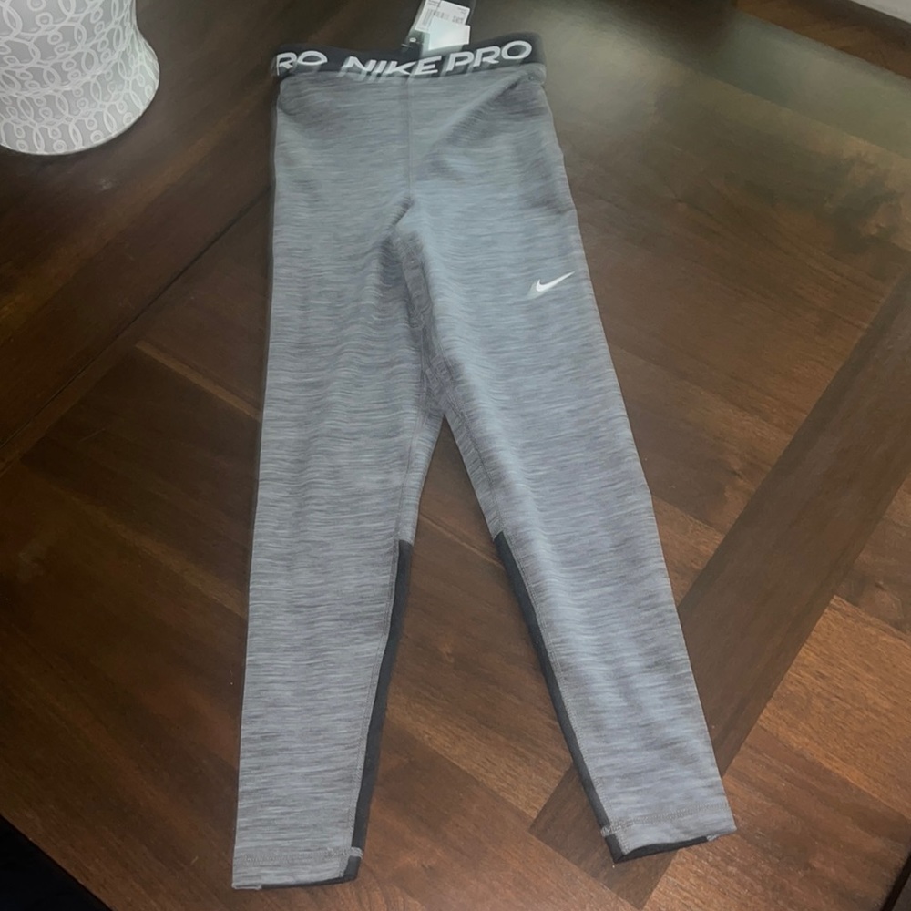 Female Nike pro rights black and grey size XXS
